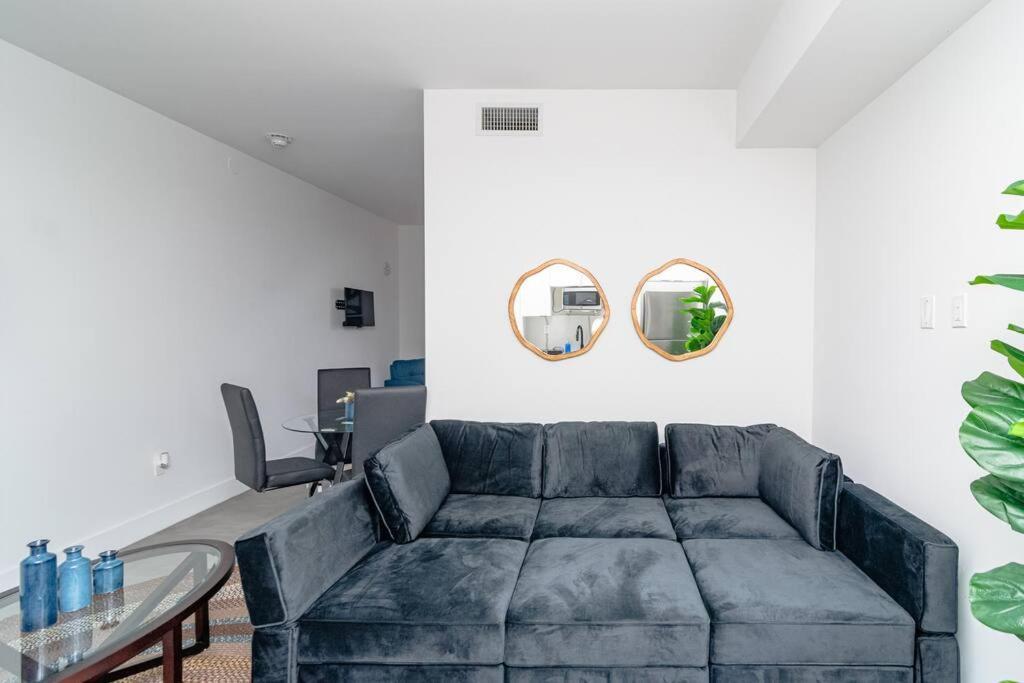 Prime Retreat With King Bed Near Brickell & Marlins Park *